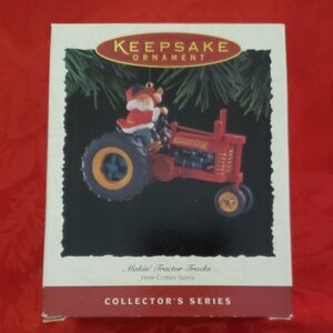 Hallmark Santa- makin' tractor tracks